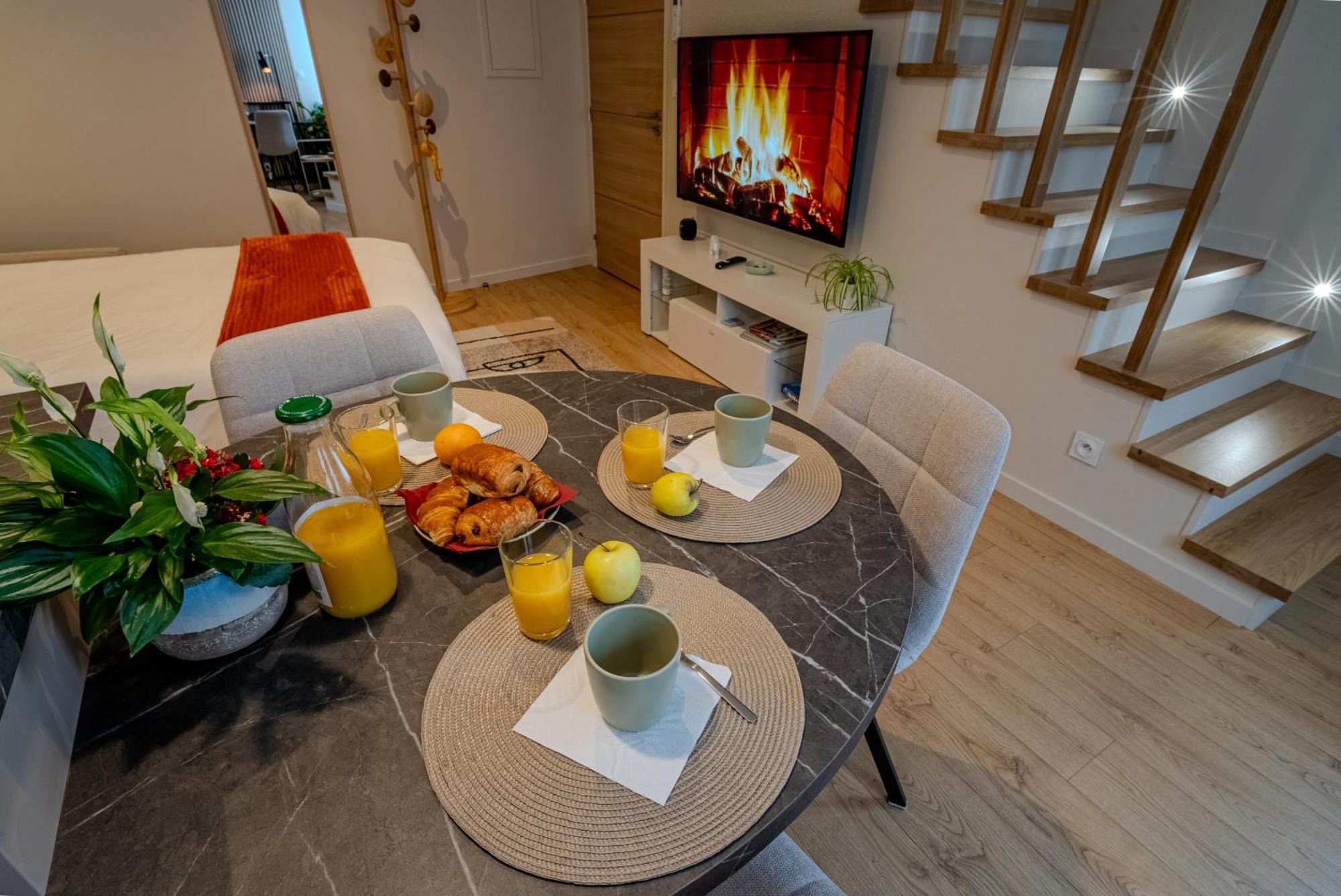 Апартаменты Au Duplex D'Or Centre Historique Безансон Экстерьер фото